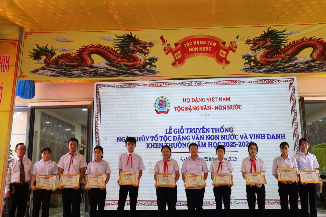 Lễ Giỗ Tổ và vinh danh học sinh giỏi Tộc Đặng 2025-2026 – ảnh 9/24
